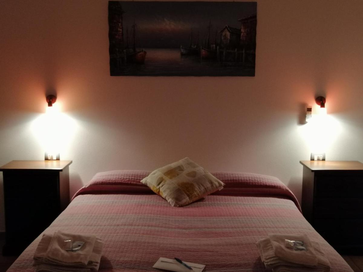 La Casa Della Nonna Bed & Breakfast บริซิเกลลา ภายนอก รูปภาพ